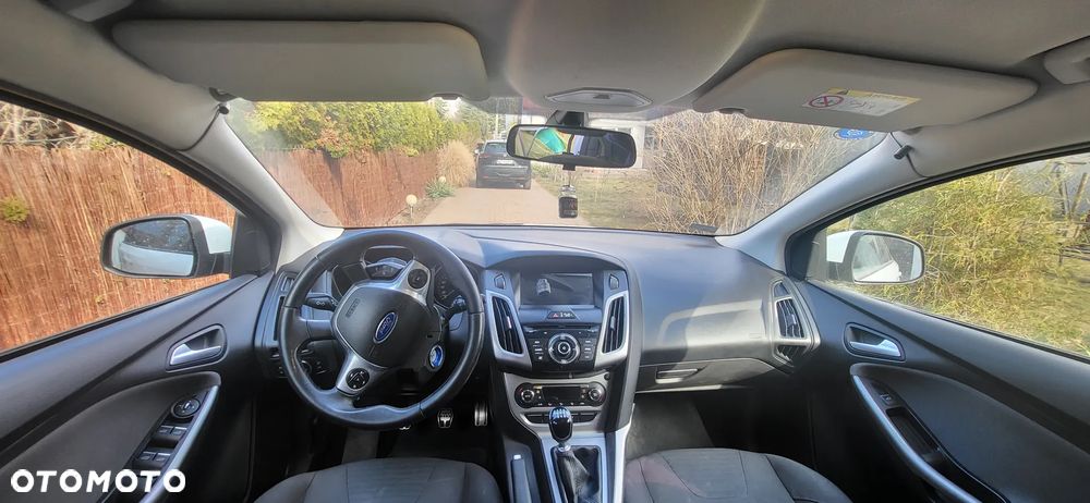 Ford Focus 1.0 EcoBoost Trend - 13