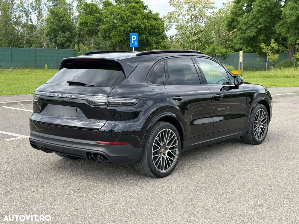 Porsche Cayenne S - 5