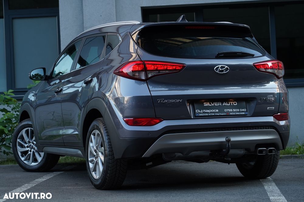Hyundai Tucson 2.0 CRDI 4WD 6MT Premium - 27