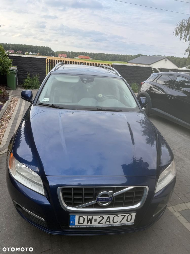 Volvo V70 D3 Ocean Race - 15
