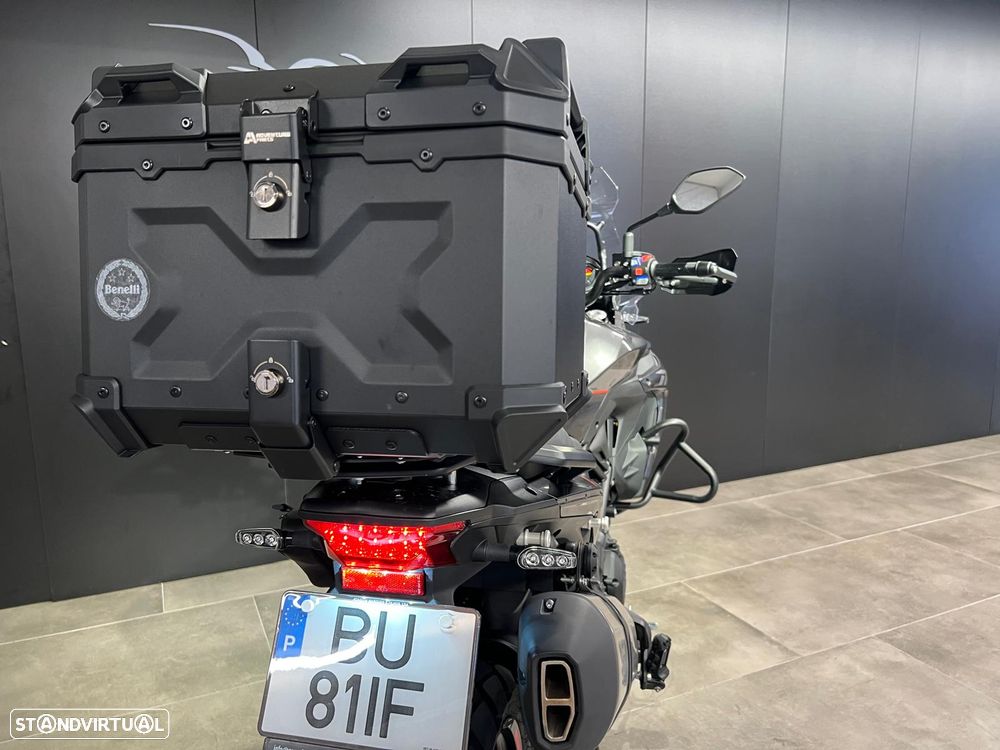 Benelli TRK 502 - 5