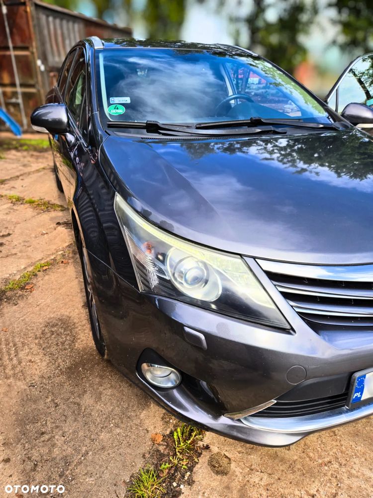 Toyota Avensis 2.0 Prestige EU5 MS - 19