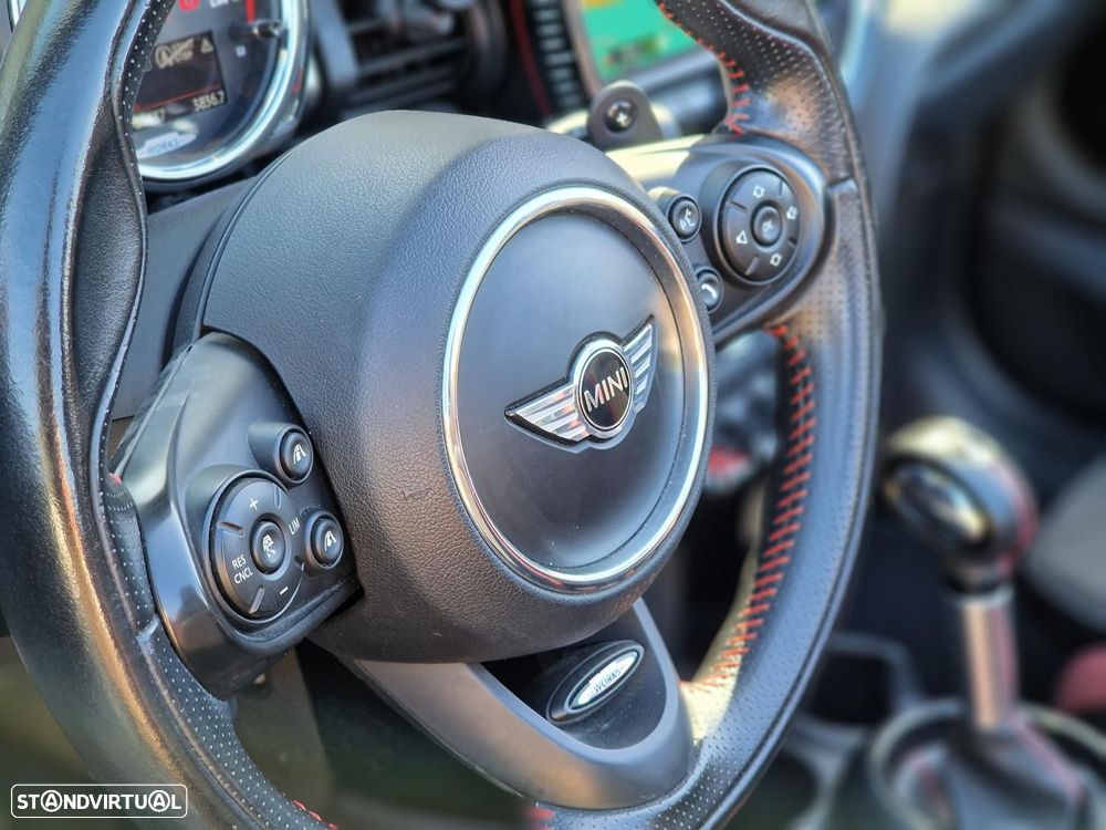 MINI Cabrio John Cooper Works Auto Desportiva - 48