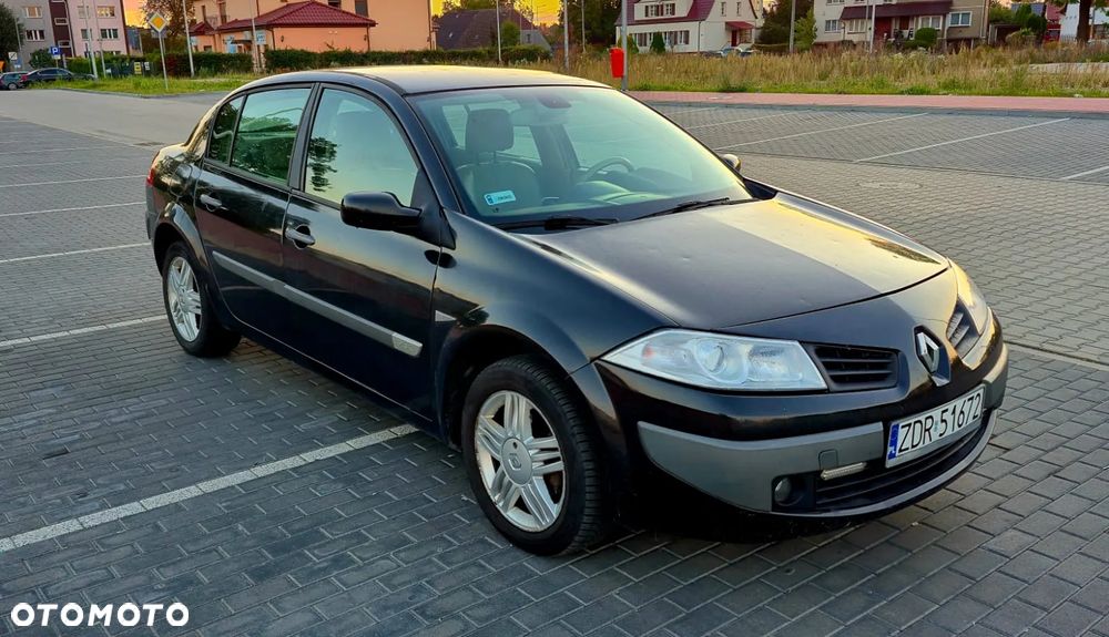 Renault Megane 1.5 dCi Dynamique - 8