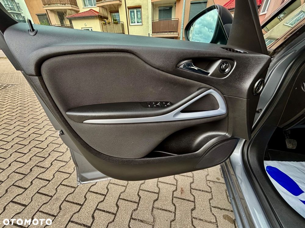 Opel Zafira - 37