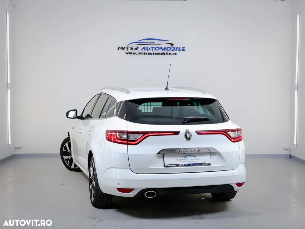 Renault Megane TCe 115 GPF LIMITED - 12