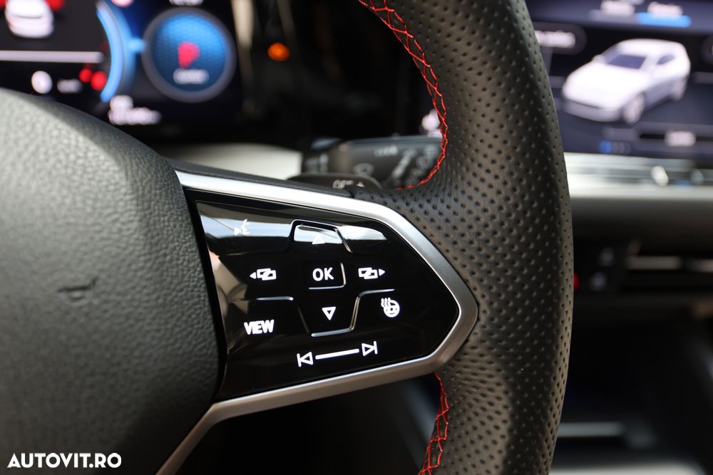 Volkswagen Golf 2.0 TSI DSG R - 14