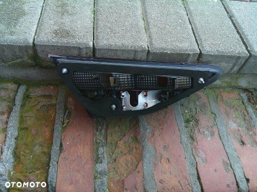 Seat Leon III 5F HB 12+ LAMPA TYLNA PRAWA KLAPA ORYGINAŁ 90023566 - 2