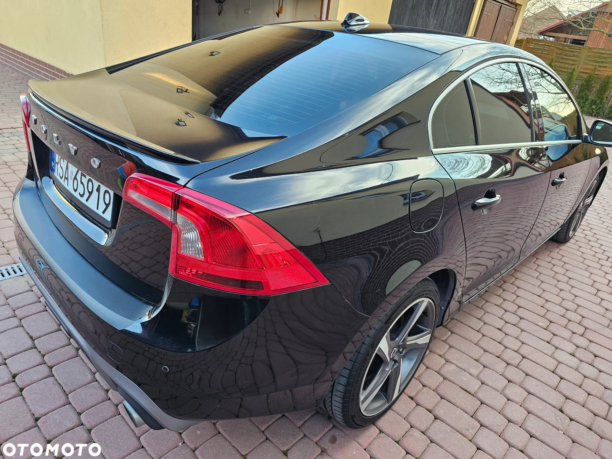 Volvo S60 T3 R-Design Summum - 20