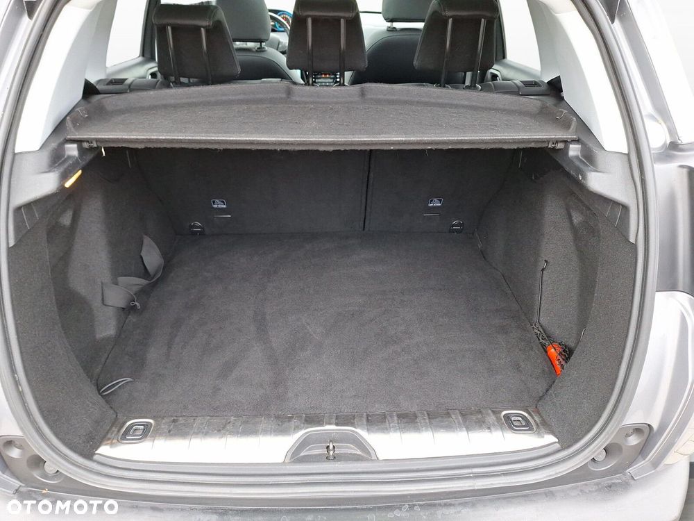 Peugeot 2008 1.2 Pure Tech Allure S&S - 27