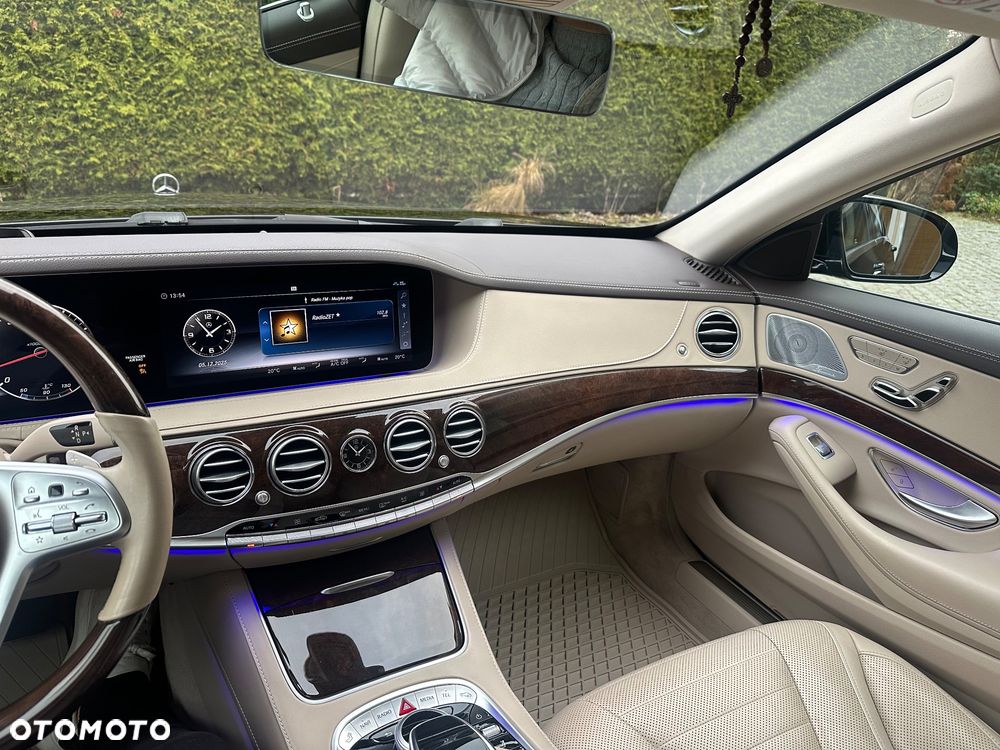 Mercedes-Benz Klasa S 560 4-Matic L 9G-TRONIC - 17