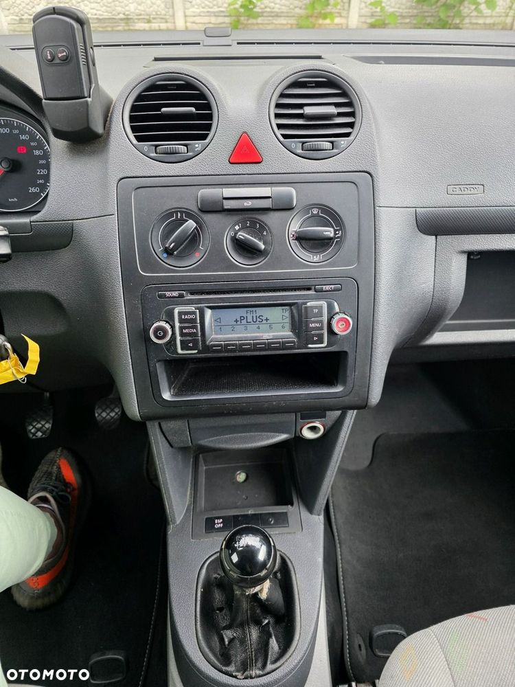 Volkswagen Caddy - 15