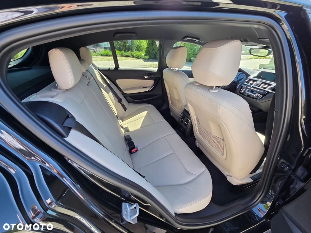 BMW Seria 1 - 24