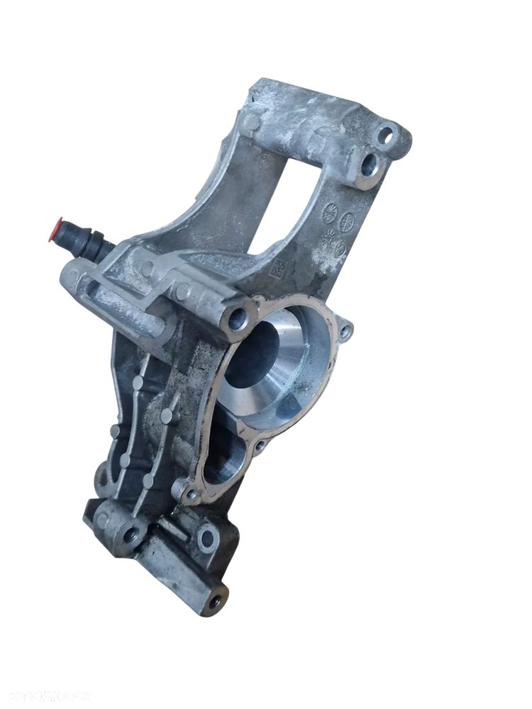 PP1 8574052 04 857405204 8574052-04 PODSTAWA OBUDOWA POMPY WODY  B57 B5730D