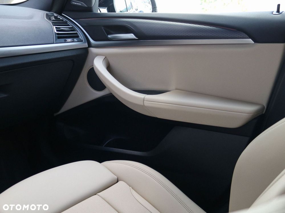 BMW X4 - 21