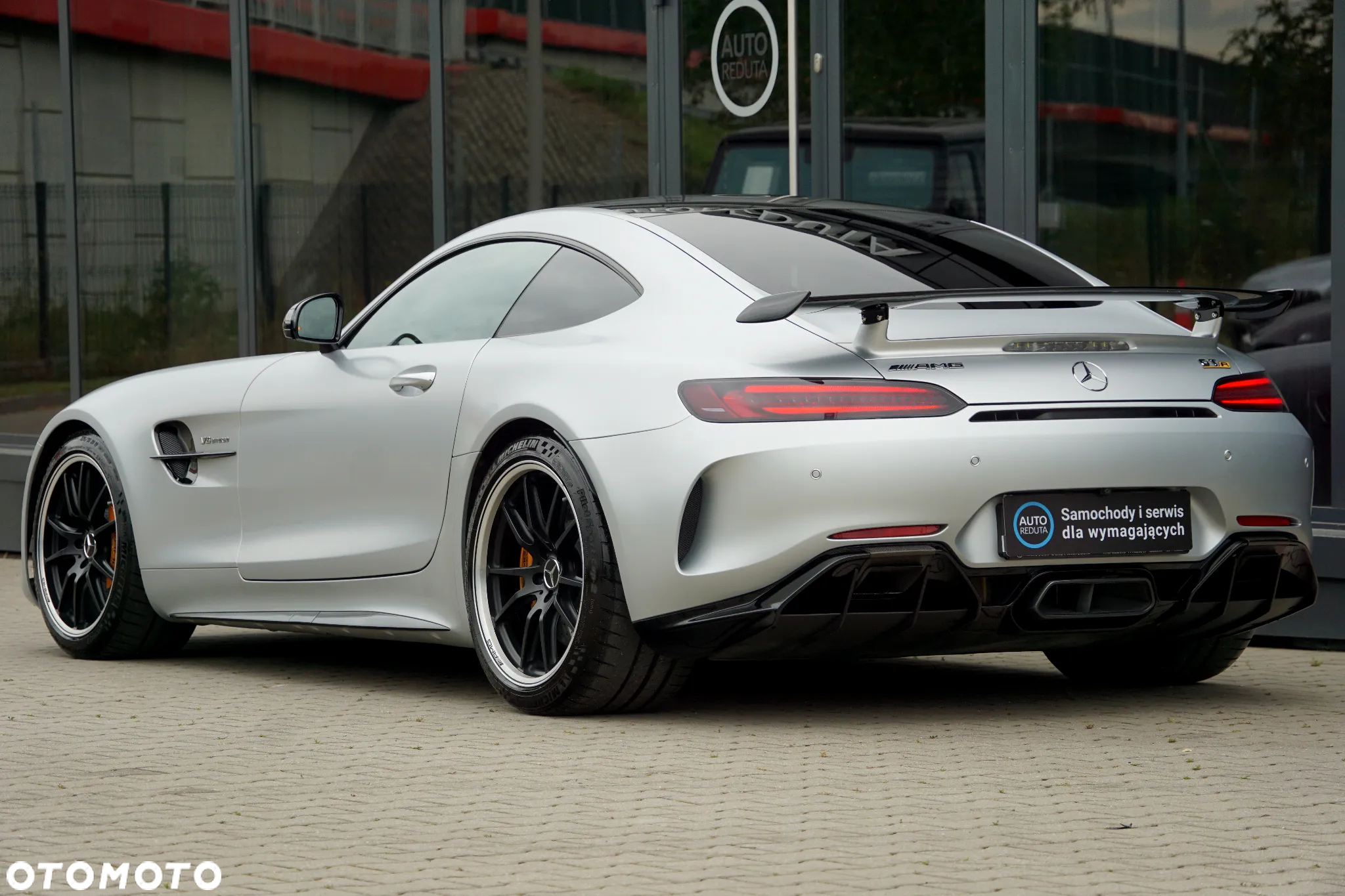 Mercedes-Benz AMG GT R - 8