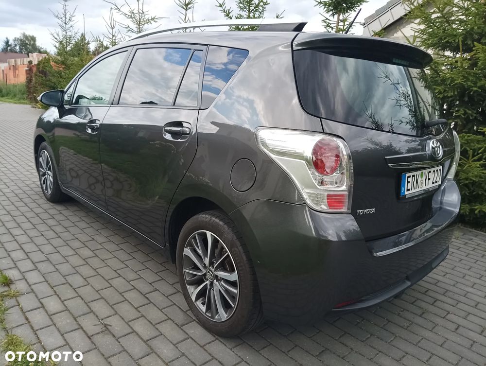 Toyota Verso 1.8 7-Sitzer Executive - 8