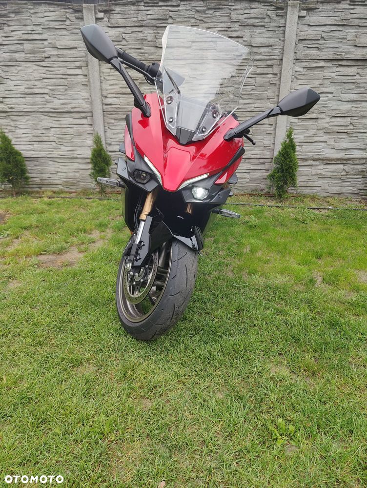Suzuki GSX - 4