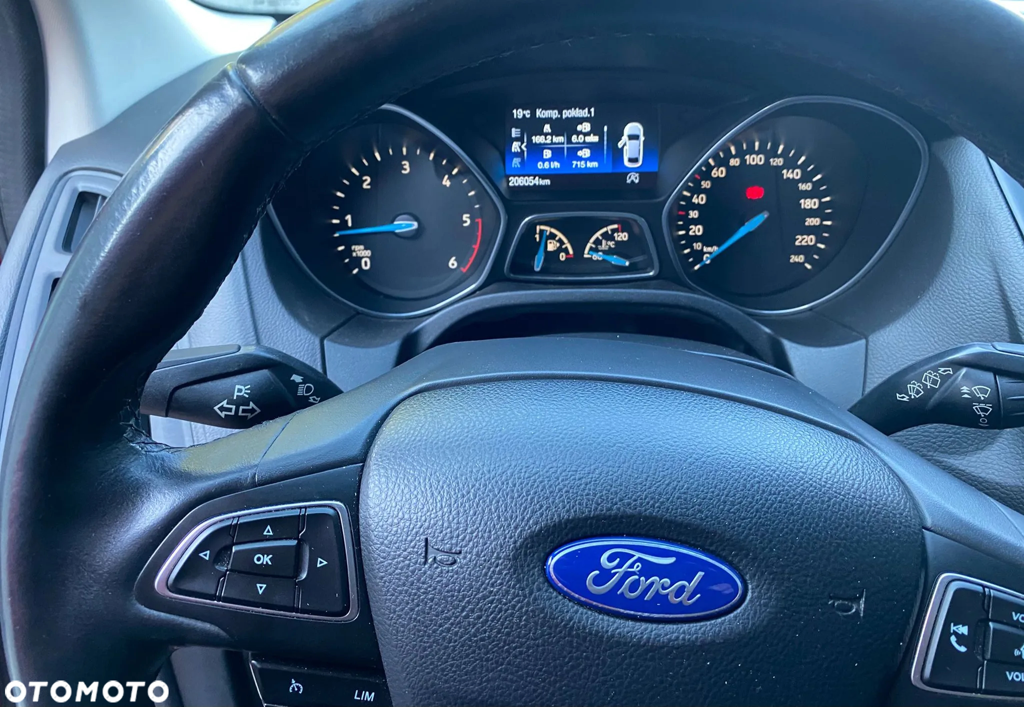 Ford Focus 1.5 TDCi Red Edition - 12
