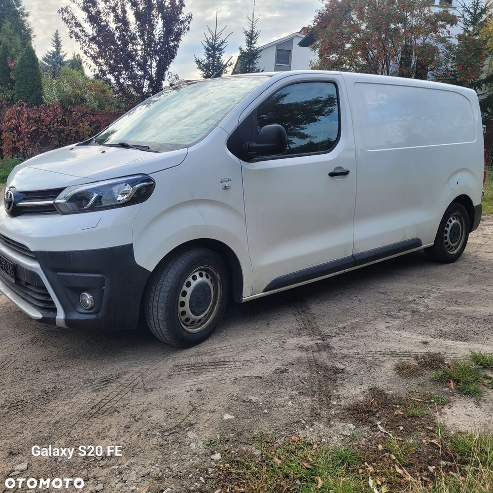 Toyota Proace - 1