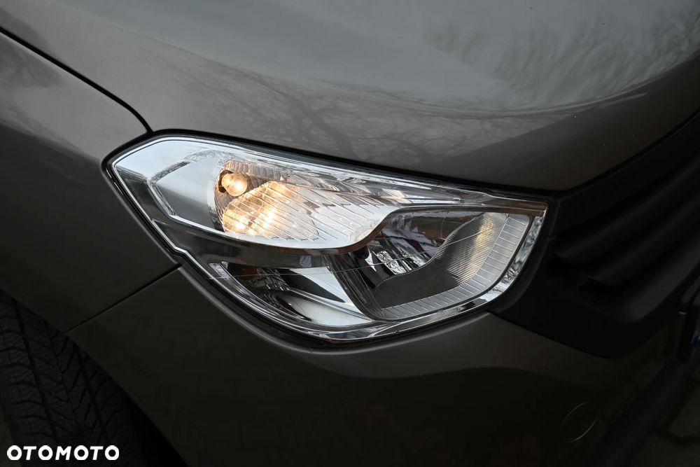 Dacia Dokker dCi 90 Laureate - 12