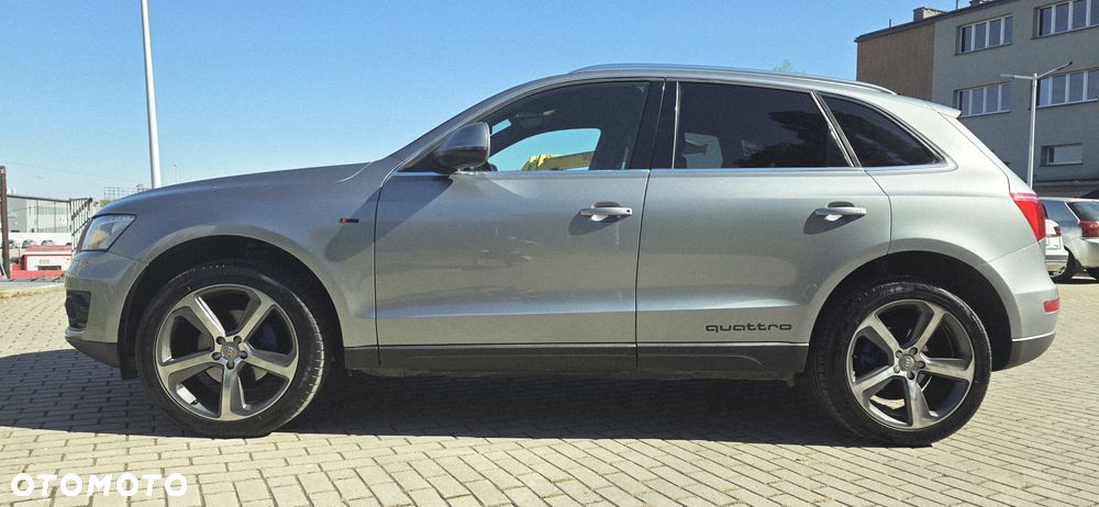 Audi Q5 2010 photo 4