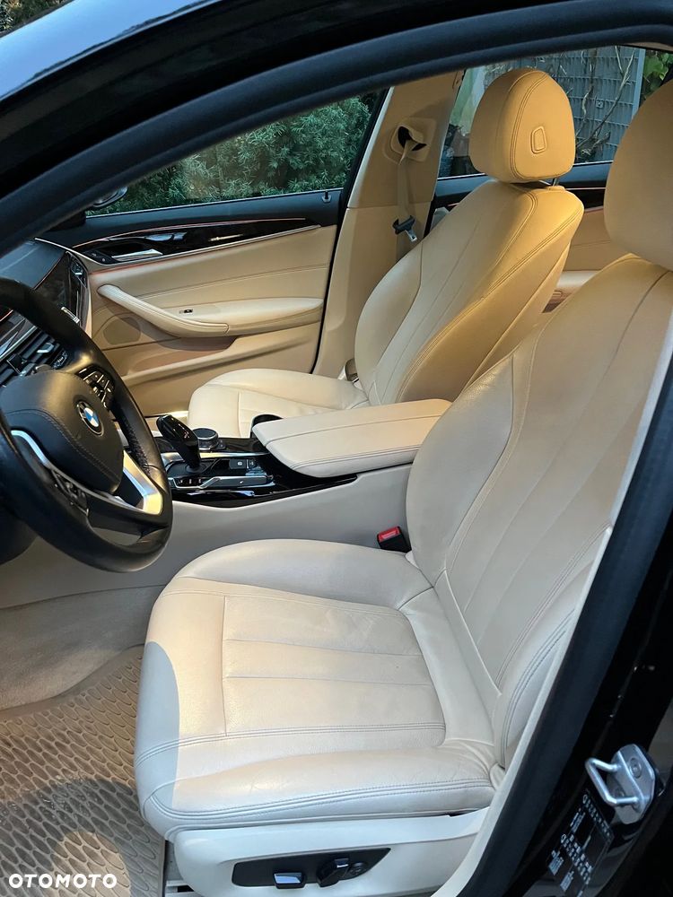 BMW Seria 5 520d Efficient Dynamics Luxury Line - 20