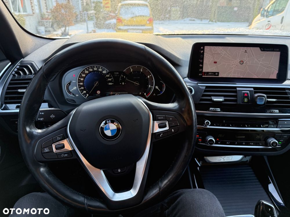 BMW X3 xDrive25d - 14