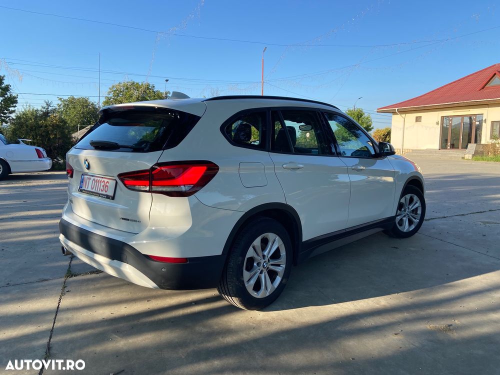 BMW X1 xDrive25e Sport Line - 4
