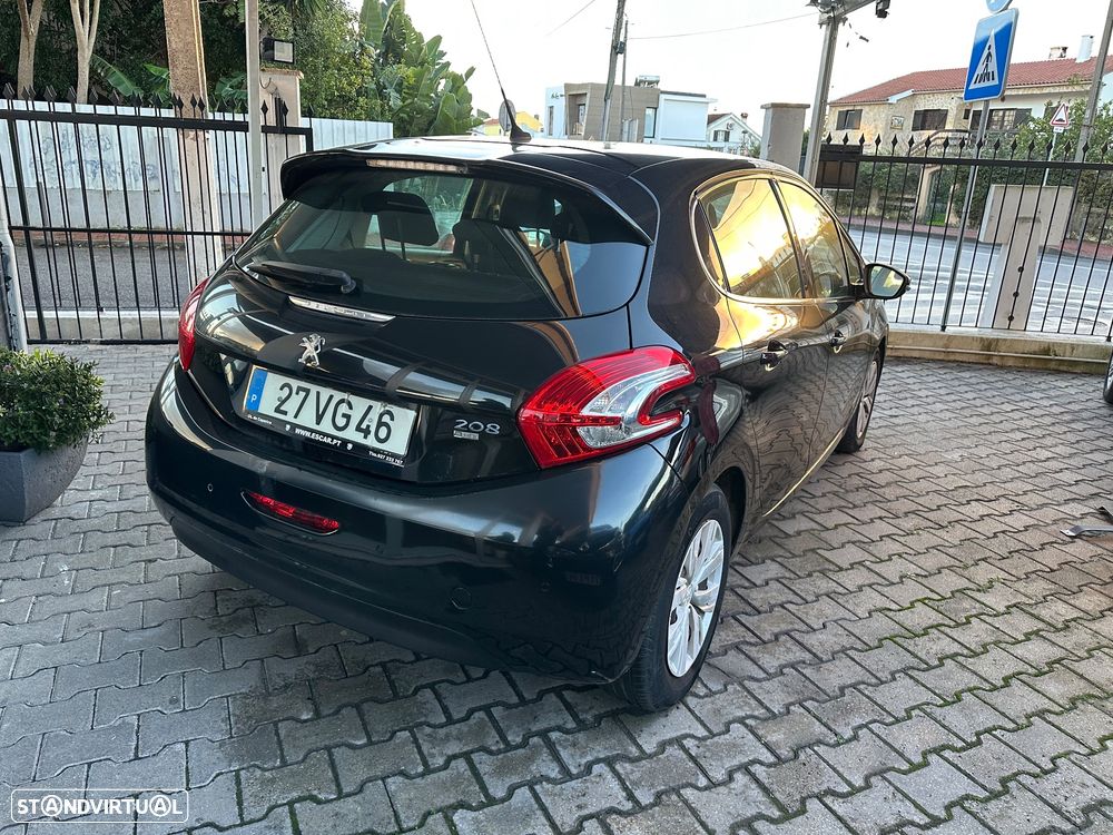 Peugeot 208 1.6 e-HDi Allure 95g - 14