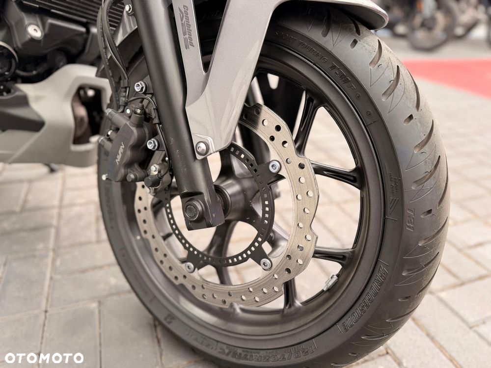 Honda NC - 15