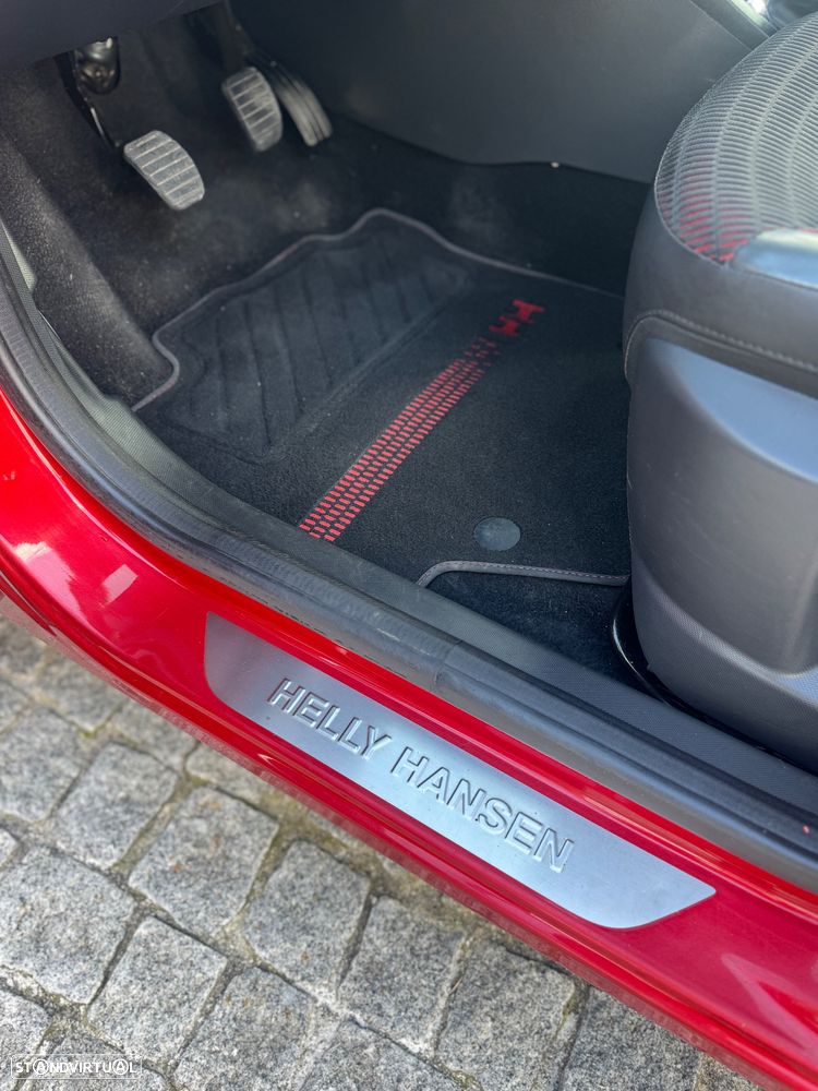 Renault Captur 0.9 TCE Helly Hansen - 19