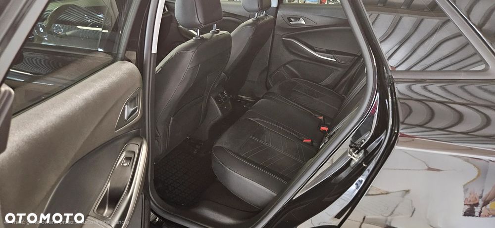 Opel Grandland 1.2 T GS S&S - 9