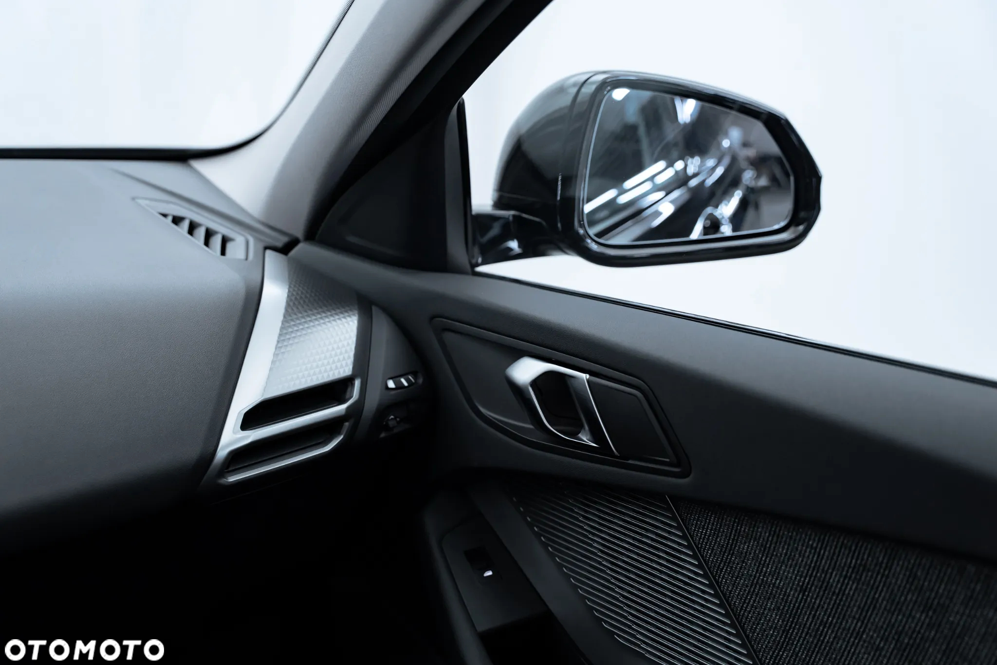BMW Seria 1 - 28