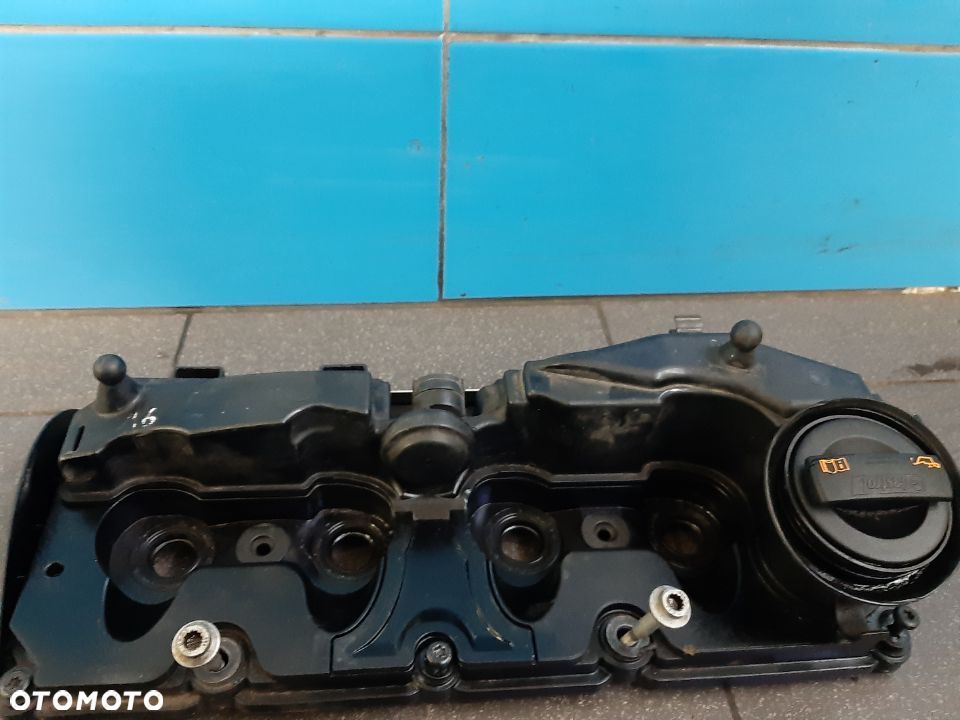 Pokrywa zaworów  VW 1.6TDi CAY - 1