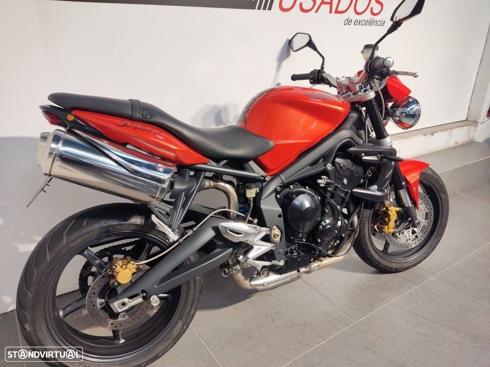 Triumph Speed Triple 675 R - 2