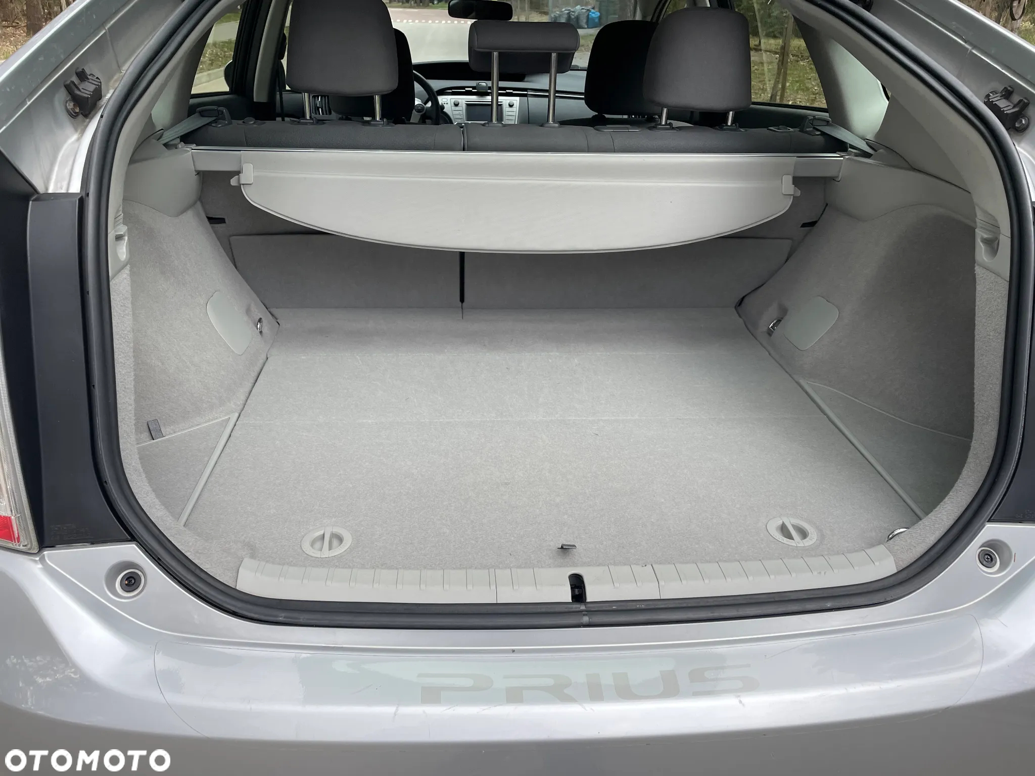 Toyota Prius - 22