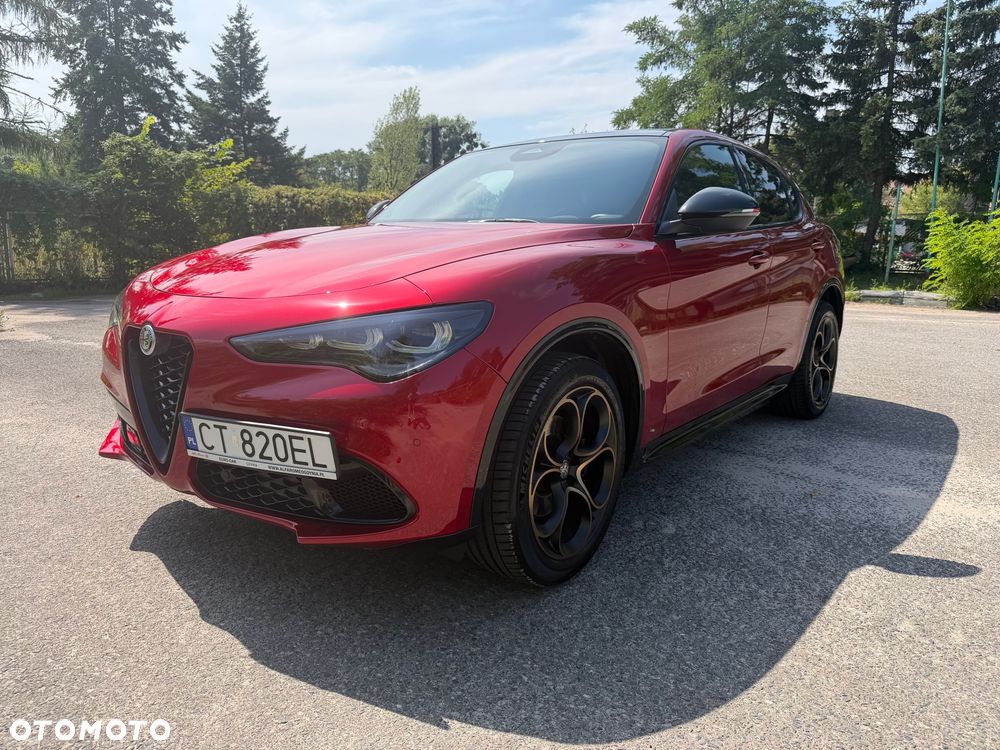 Alfa Romeo Stelvio 2.0 Turbo Intensa Q4 - 14