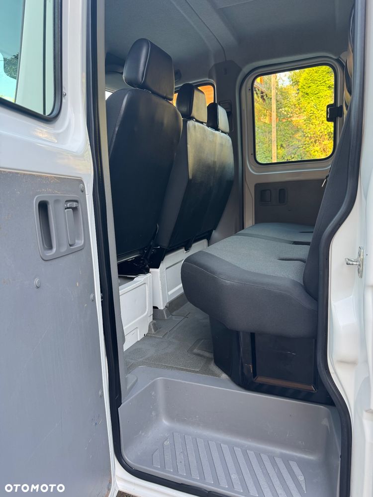 Volkswagen Crafter - 12