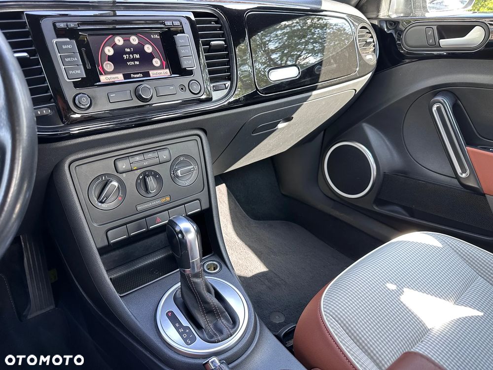 Volkswagen Beetle 2.0 TSI Sport DSG - 23