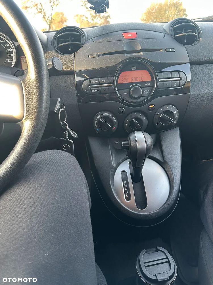 Mazda 2 - 21