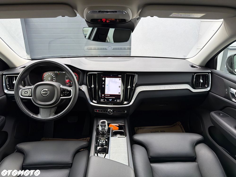 Volvo V60 B3 B DKG Inscription - 13