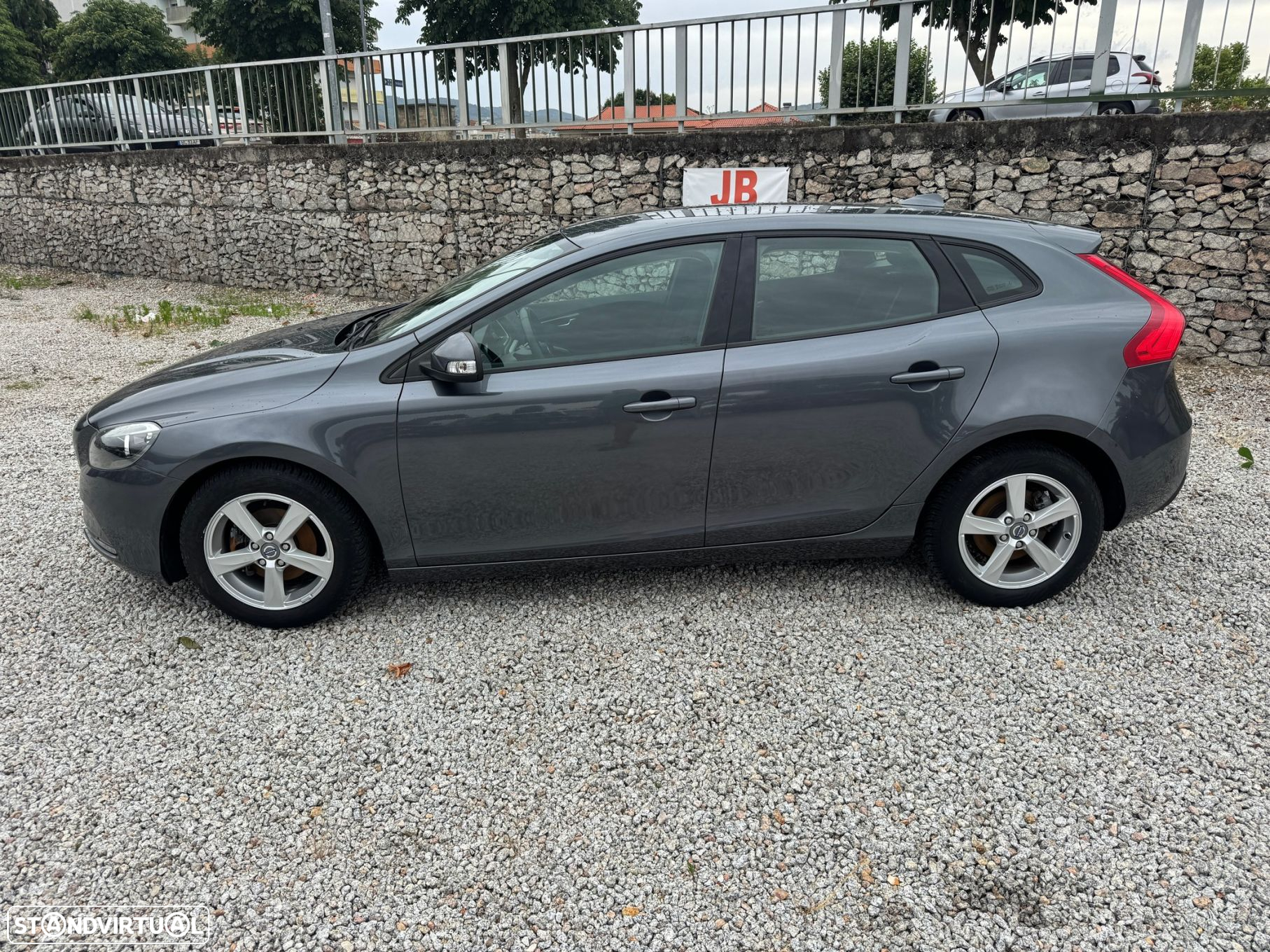 Volvo V40 1.6 D2 Kinetic - 5