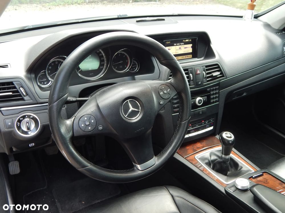 Mercedes-Benz Klasa E 220 CDI BlueEff - 13
