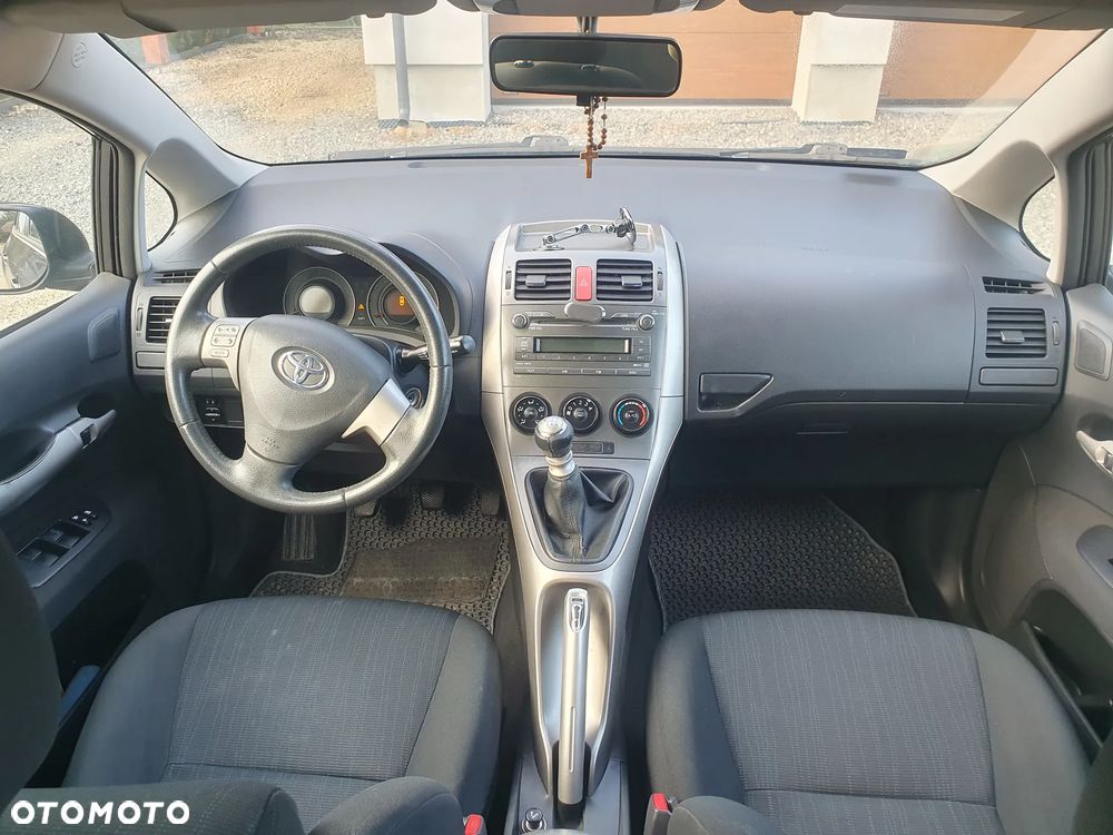 Toyota Auris - 6