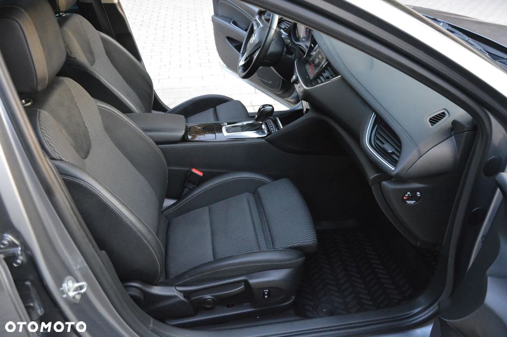 Opel Insignia 2.0 CDTI automatik Sport - 12
