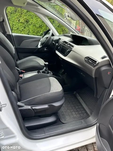 Citroën C4 SpaceTourer - 17