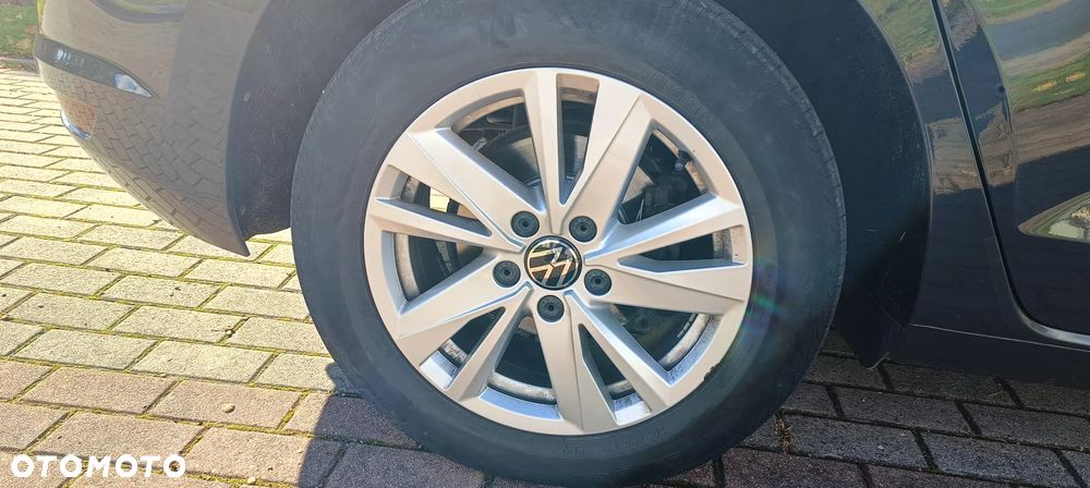 Volkswagen Touran - 28