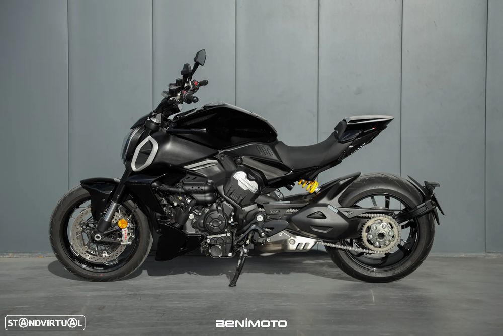 Ducati Diavel V4 - 4