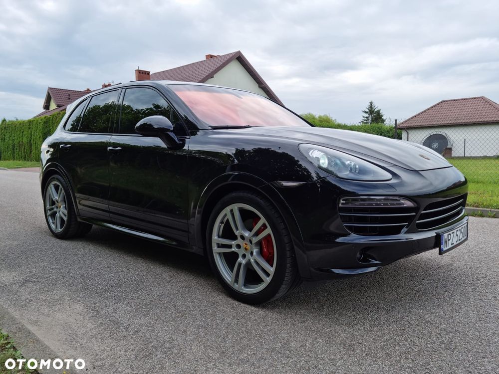 Porsche Cayenne Diesel - 1